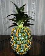 Ананас из конфет