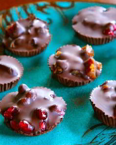 Конфеты из темного шоколада