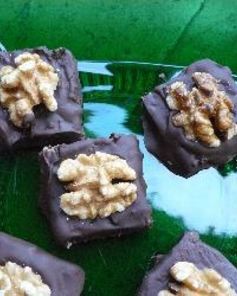 Шоколадные конфеты с марципаном