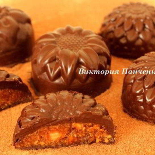 Рецепт шоколадных конфет с миндалем и апельсином