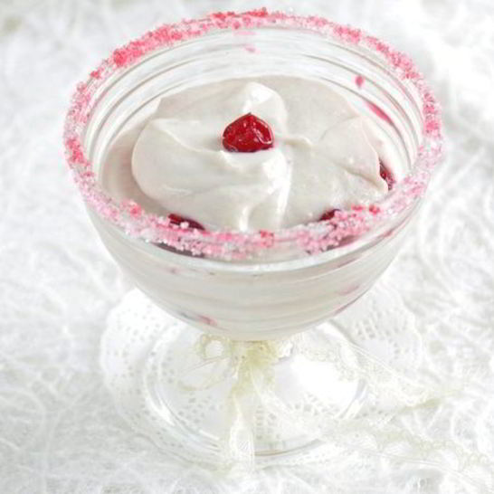 Рецепт десерта вишня с банановым кремом