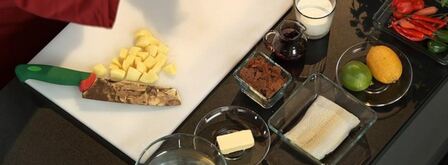 филе камбалы со сливочным кремом и красным картофельным пюре. Шаг 3