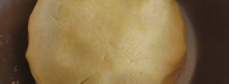 кростата с клубникой и миндальным заварным кремом. Шаг 4