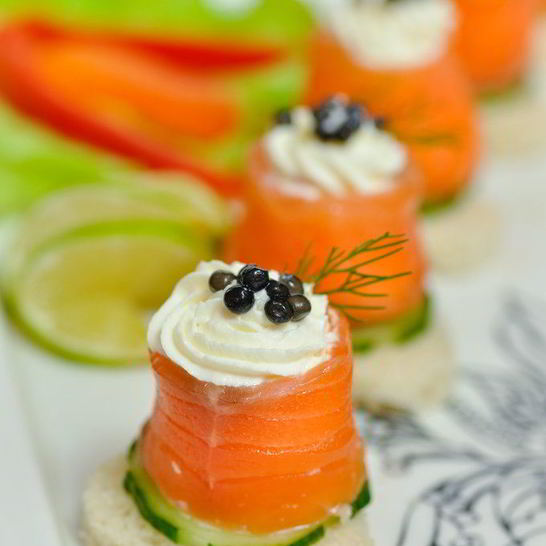 Рецепт рулетиков из семги с крем-сыром