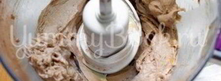 банановое мороженое с шоколадом и клубникой. Шаг 6