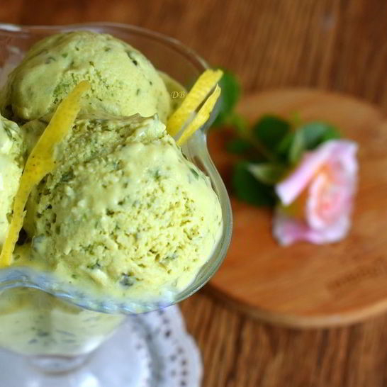 Рецепт базиликового мороженого