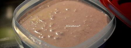 клубничное мороженое с коричневым сахаром. Шаг 4