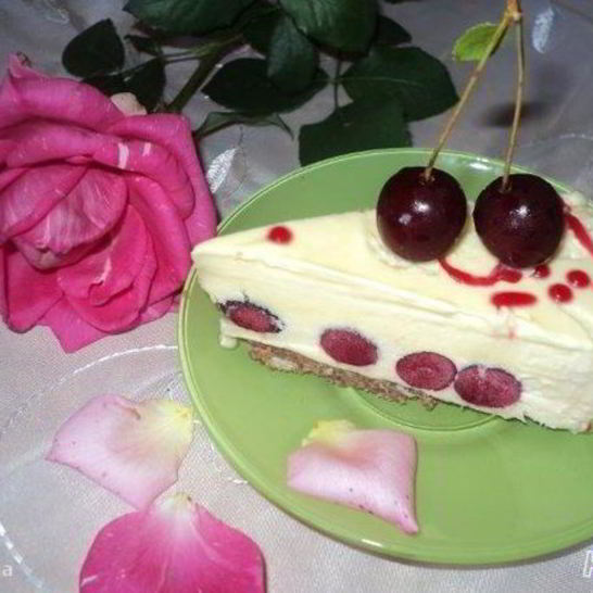 Рецепт торта-мороженого вишневого сад