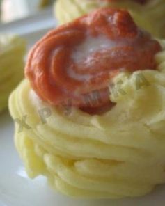 Картофельные корзинки с рыбным муссом