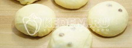 кулич с изюмом. Шаг 8