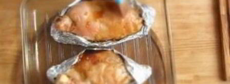 пасхальная курочка из окорочков с яблочками. Шаг 9