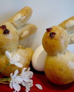 Пасхальные зайцы В темно-синем лесу