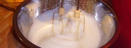 шоколадное суфле под кофейным сабайоном с пряным кумкватом. Шаг 4