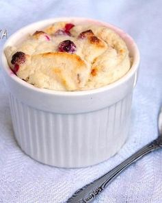 Творожно-банановое суфле с брусникой