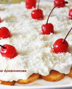 Итальянский десерт Тирамису с вишней