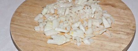 азу с солеными огурцами и с картошкой. Шаг 5