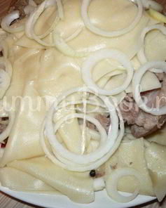 Бешбармак из баранины в мультиварке