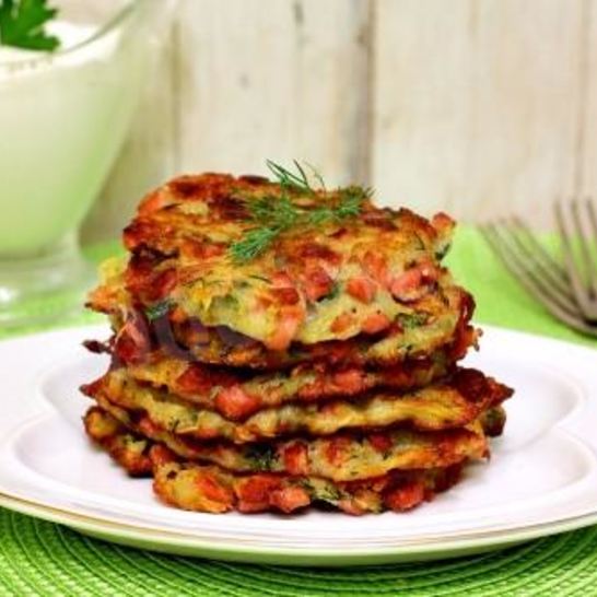 Рецепт драников с колбаской и зеленью