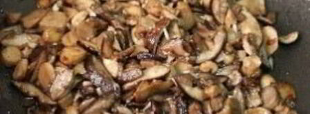 драники в горшочке с грибами. Шаг 4