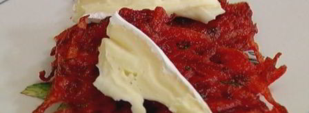 картофельно-свекольные драники с сыром бри. Шаг 10