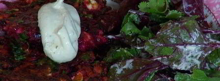 свекольные драники с брынзой. Шаг 11