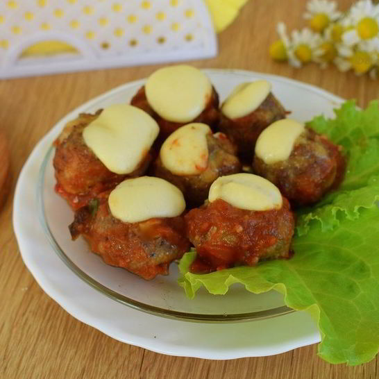 Рецепт фрикаделек под томатно-сырным соусом