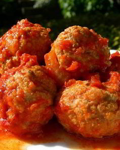Говяжьи фрикадельки с сыром в томатном соусе