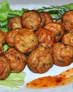 Рыбные фрикадельки во фритюре