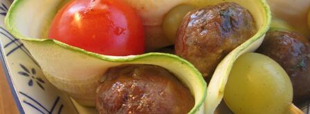 цукини на шпажках с фрикадельками и помидорами. Шаг 6