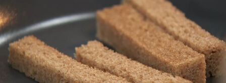 картофель с брусникой и слабосоленым лососем. Шаг 4