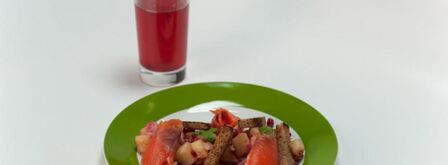 картофель с брусникой и слабосоленым лососем. Шаг 6