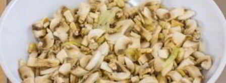 картофель, жаренный с грибами. Шаг 7