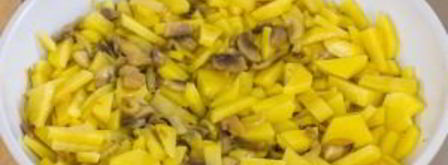 картофель, жаренный с грибами. Шаг 9