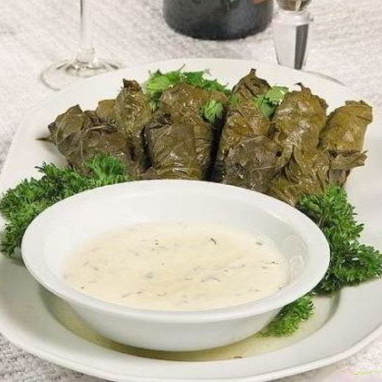 Рецепт долмы с соусом мацони