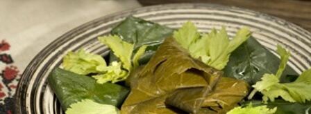 голубцы с творогом в виноградных листьях. Шаг 4