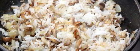 фаршированые грибы рисовое чудо. Шаг 4