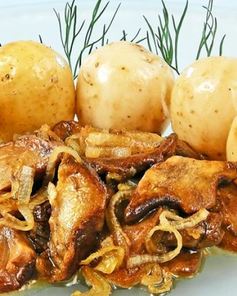 Маслята жареные с картофелем