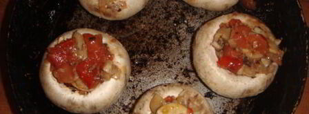 шампиньоны, запеченные с помидором и сыром. Шаг 9