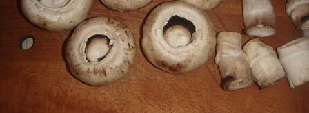 шампиньоны, запеченные с помидором и сыром. Шаг 11