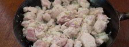 гуляш из индейки с картошкой. Шаг 6