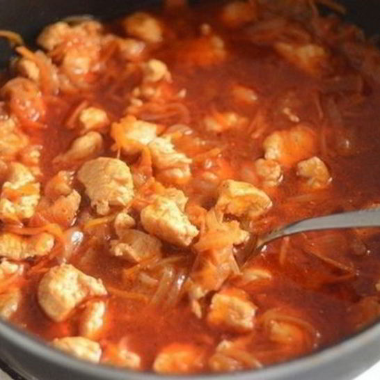 Рецепт гуляша из куриной грудки с болгарским перцем