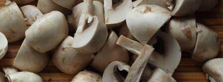 гуляш из шампиньонов с луком и морковью. Шаг 3