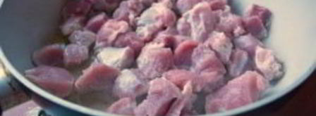 гуляш из свиного окорока. Шаг 3