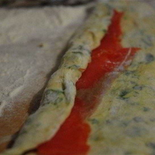 Рецепт картофельных клецек со шпинатом и форелью