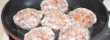 котлеты из домашнего фарша. Шаг 9