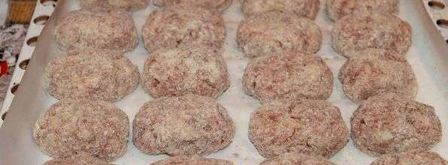 котлеты в духовке. Шаг 3