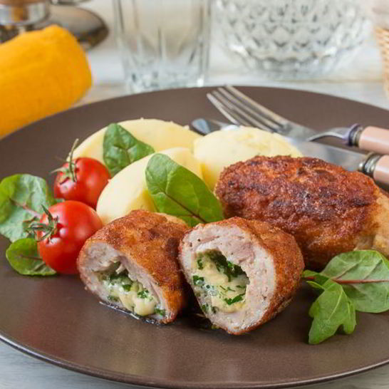 Рецепт куриных котлет с сырным зеленым маслом