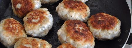 нежные куриные котлетки. Шаг 7