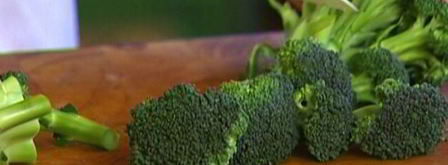 паровые котлетки из индейки с брокколи. Шаг 7