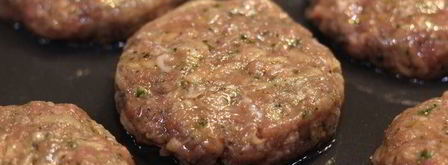 запеченные котлеты из мяса с картофелем. Шаг 8